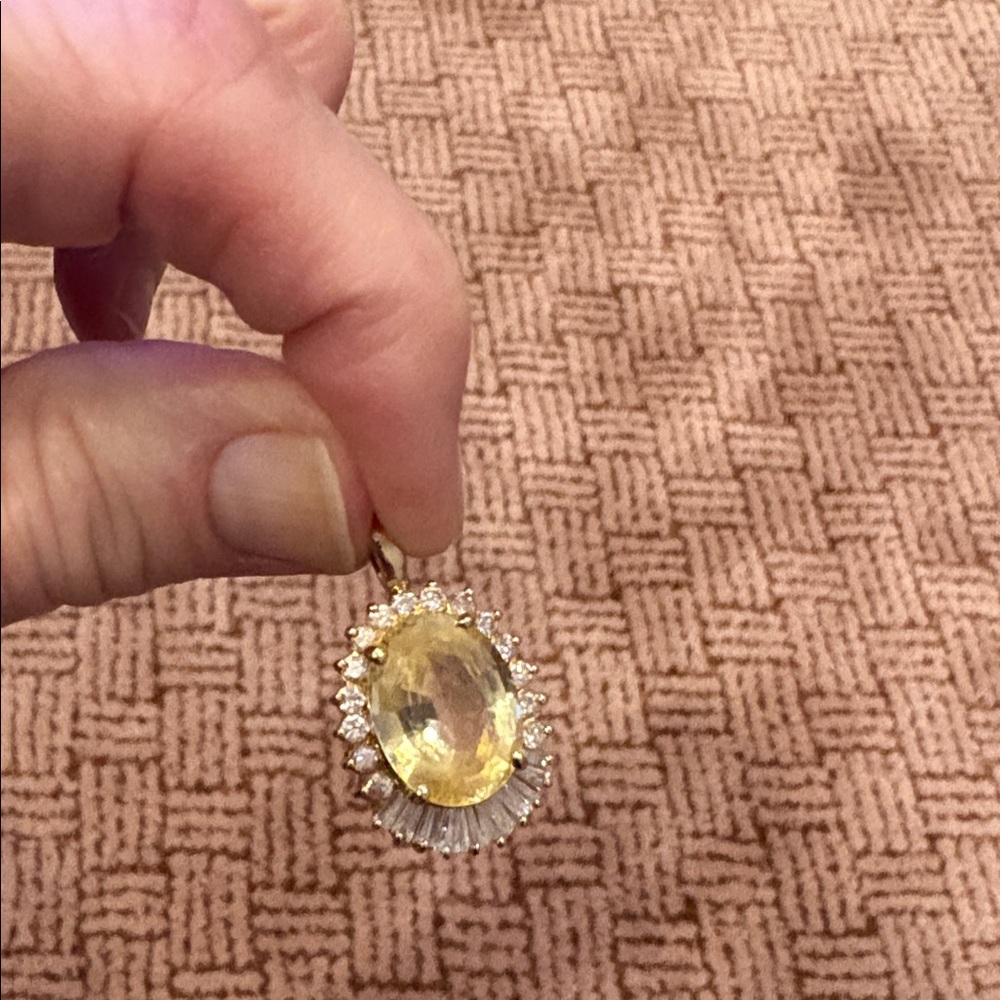 Elegant 14k Gold Women's redesigned ring to a Pendant, yellow sapphire 7.60C - Picture 10 of 10